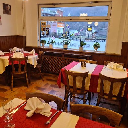 Hotel Logis Le Franco Belge Monthermé Zewnętrze zdjęcie