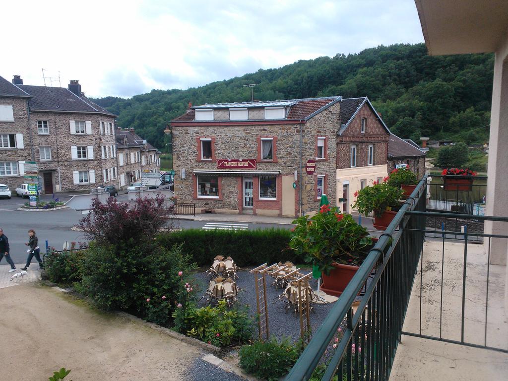Hotel Logis Le Franco Belge Monthermé Zewnętrze zdjęcie